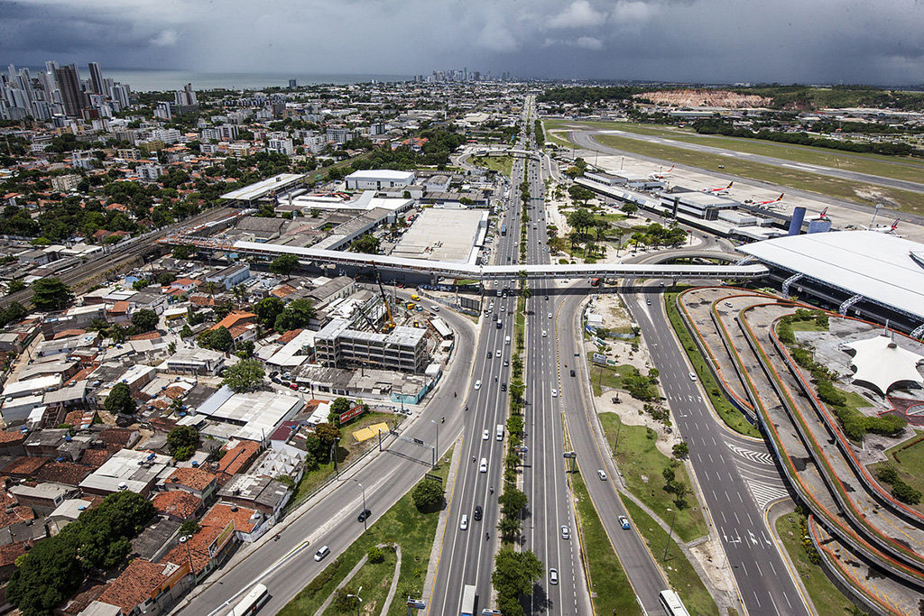 como ir de metro do aeroporto à rodoviária de recife