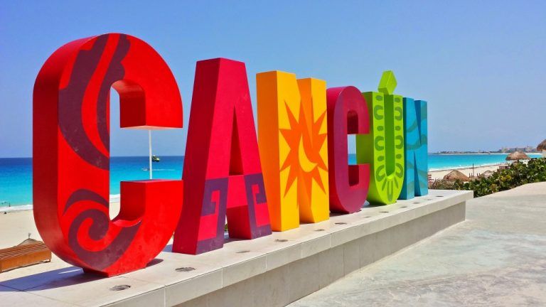 Cancún letras turísticas