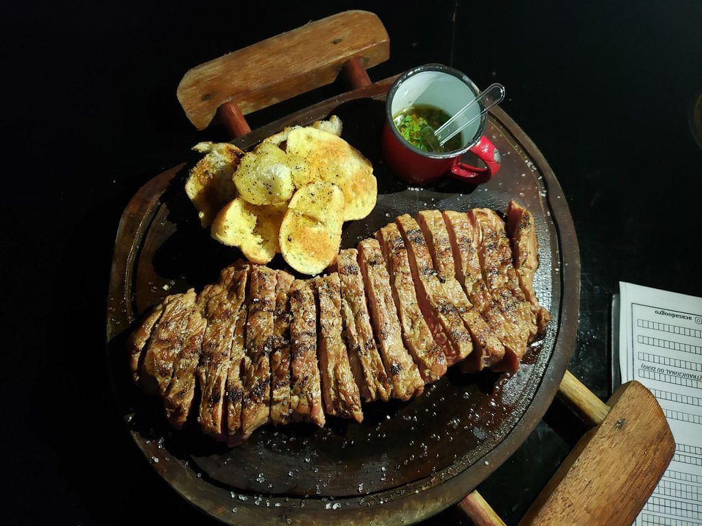 Hamburguer, choripan e picanha argentina em sao luis na casa do ogro