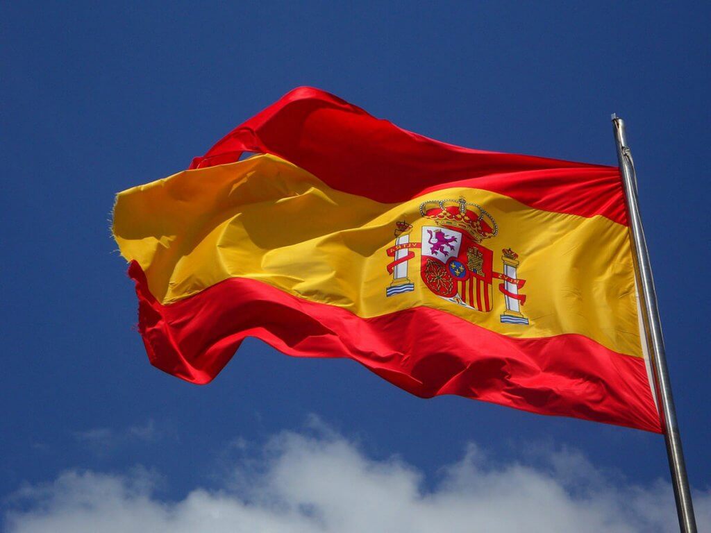 bandeira da espanha - dicas de viagem para espanha
