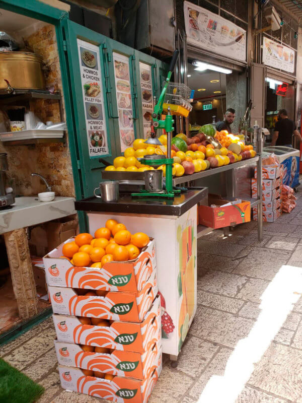 Mesquisa na cidade antiga de jerusalém mercado