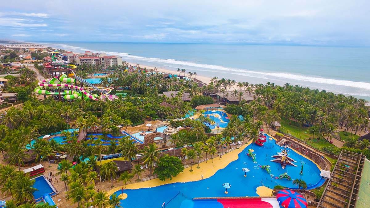 Beach park fica localizado em uma praia do Ceará chamada Porto das Dunas