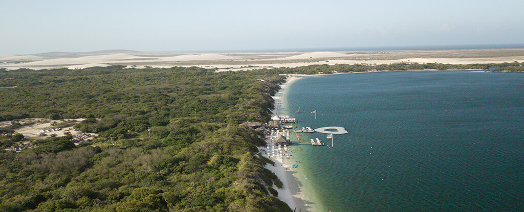 Lagoa do Paraíso próximo a Vila de Jeri