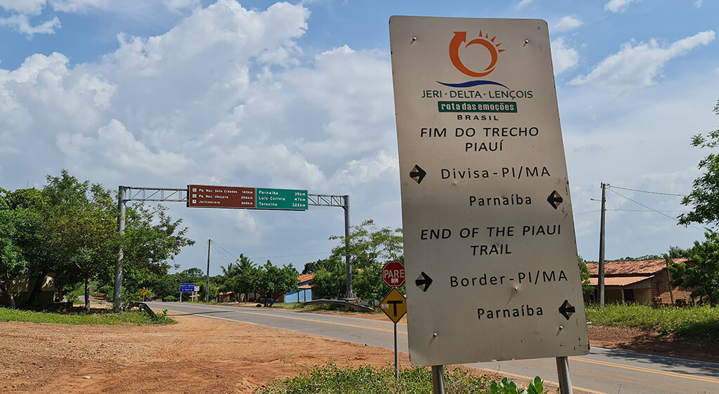 Placa de informação da Rota das Emoções