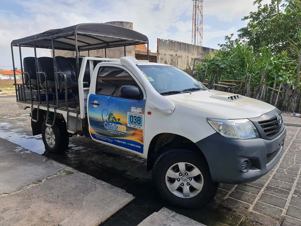 Passeio de Toyota 4x4 nos Lençóis Maranhenses