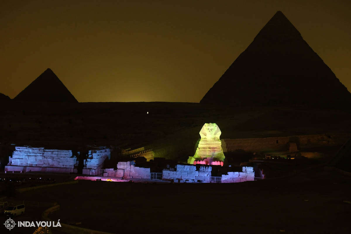Show de luzes nas pirâmides e esfinge - Vista do hotel em Giza, no Cairo