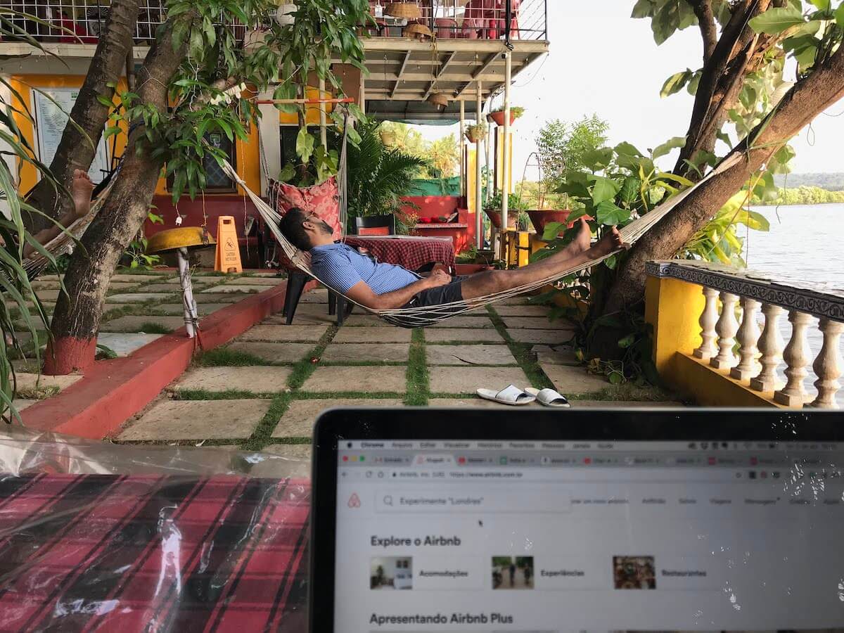 Espaço alugado na Índia pelo Airbnb